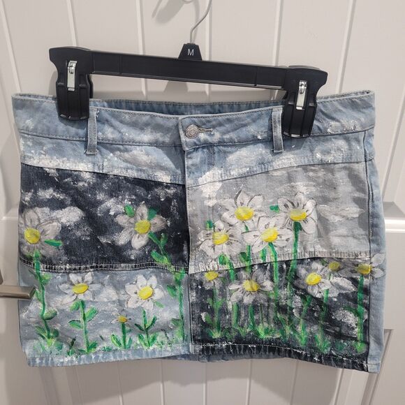 Hand Painted Denim Mini Skirt size 12 Daisy Field patchwork One of a Kind Rare - Picture 5 of 12